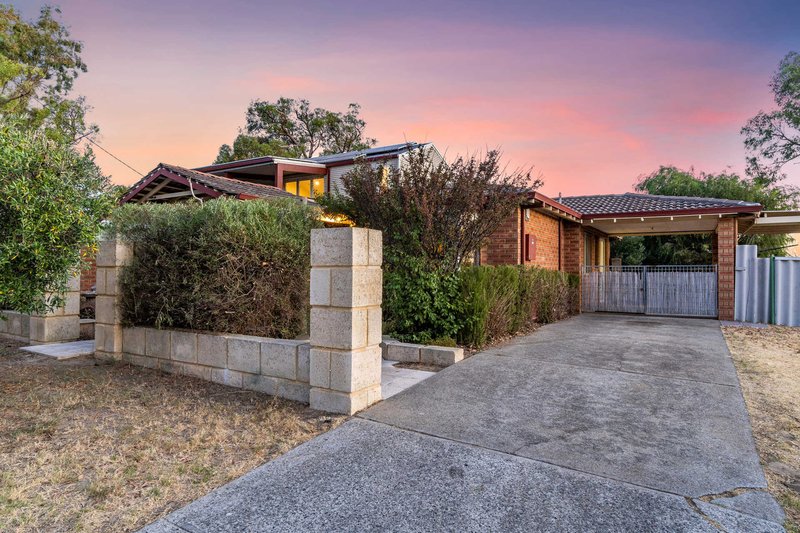 Photo - 2 Gum Court, Yangebup WA 6164 - Image 6