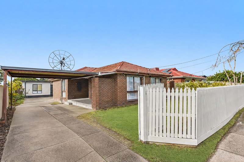Photo - 2 Gwent Street, Springvale South VIC 3172 - Image 1