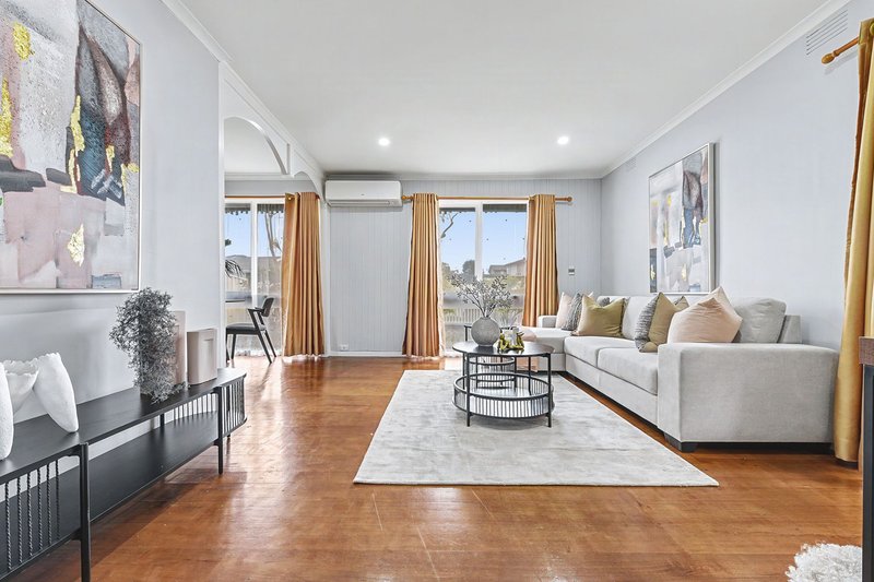 Photo - 2 Gwent Street, Springvale South VIC 3172 - Image 2