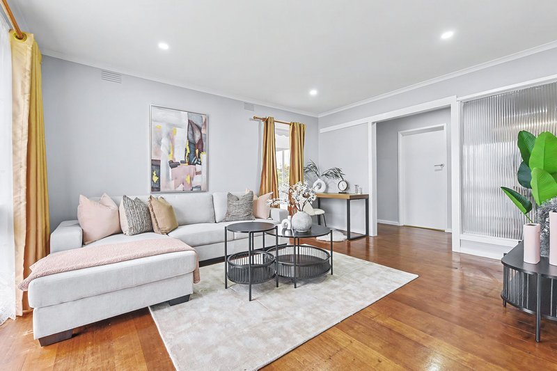 Photo - 2 Gwent Street, Springvale South VIC 3172 - Image 4