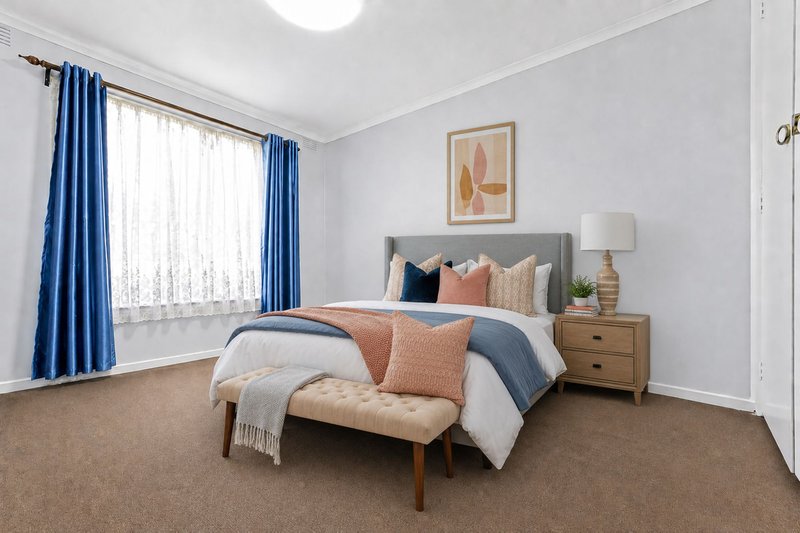 Photo - 2 Gwent Street, Springvale South VIC 3172 - Image 13