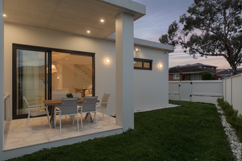 Photo - 2 Gwydir Street, Greystanes NSW 2145 - Image 18