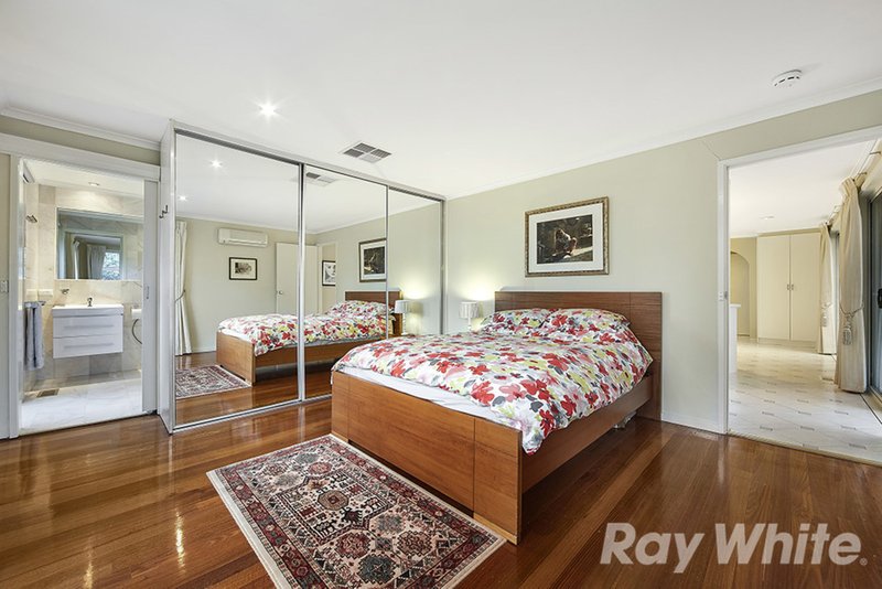 Photo - 2 Gyton Avenue, Glen Waverley VIC 3150 - Image 6