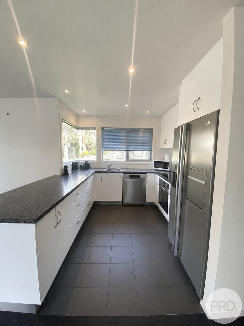 Photo - 2 Hakea Drive, Tolmans Hill TAS 7007 - Image 3