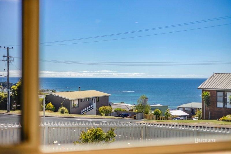 2 Hales Street, Penguin TAS 7316