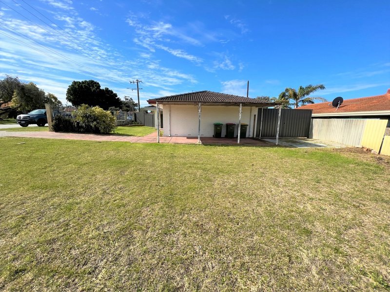 Photo - 2 Halkin Road, Girrawheen WA 6064 - Image 2