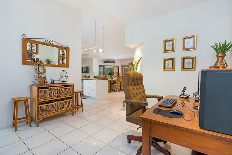 Photo - 2 Hallmark Court, Buderim QLD 4556 - Image 4