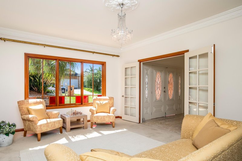 Photo - 2 Hallstrom Place, Mona Vale NSW 2103 - Image 6