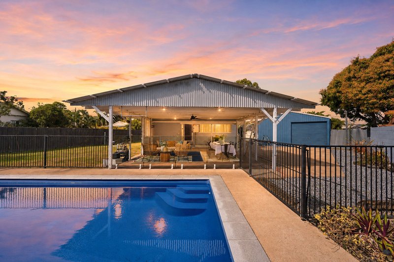 Photo - 2 Hand Street, Gulliver QLD 4812 - Image 1