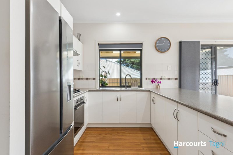 Photo - 2 Hannah Close, Hackham SA 5163 - Image 11
