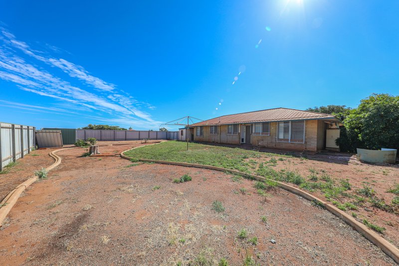 Photo - 2 Hannan Crescent, Dampier WA 6713 - Image 12