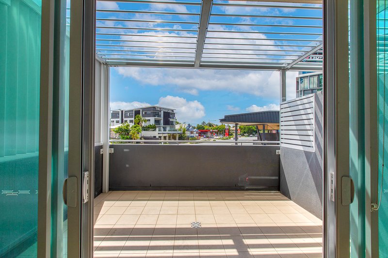 Photo - 2 Harbour Road, Hamilton QLD 4007 - Image 10