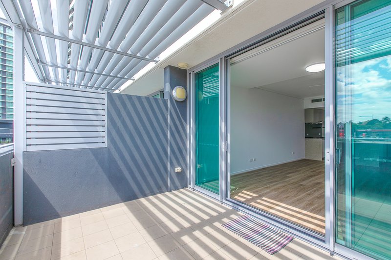 Photo - 2 Harbour Road, Hamilton QLD 4007 - Image 11