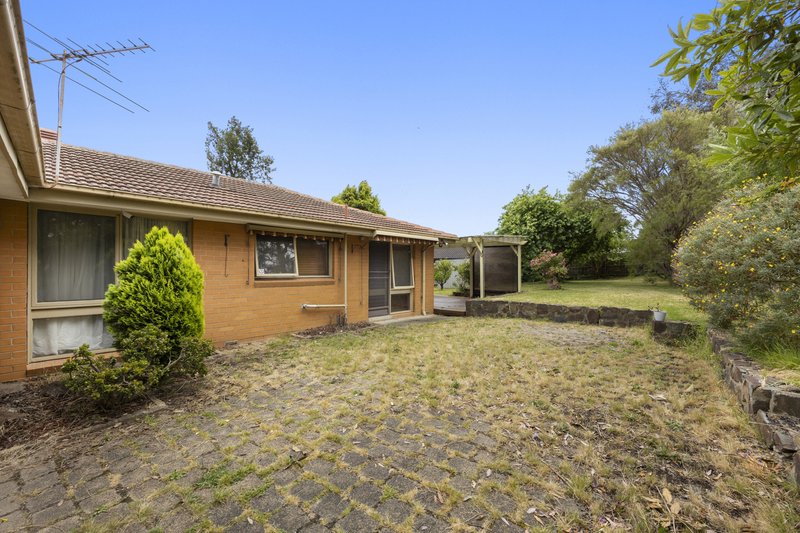 Photo - 2 Harold Street, Wantirna VIC 3152 - Image 6