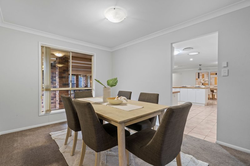 Photo - 2 Harrogate Terrace, Birkdale QLD 4159 - Image 4