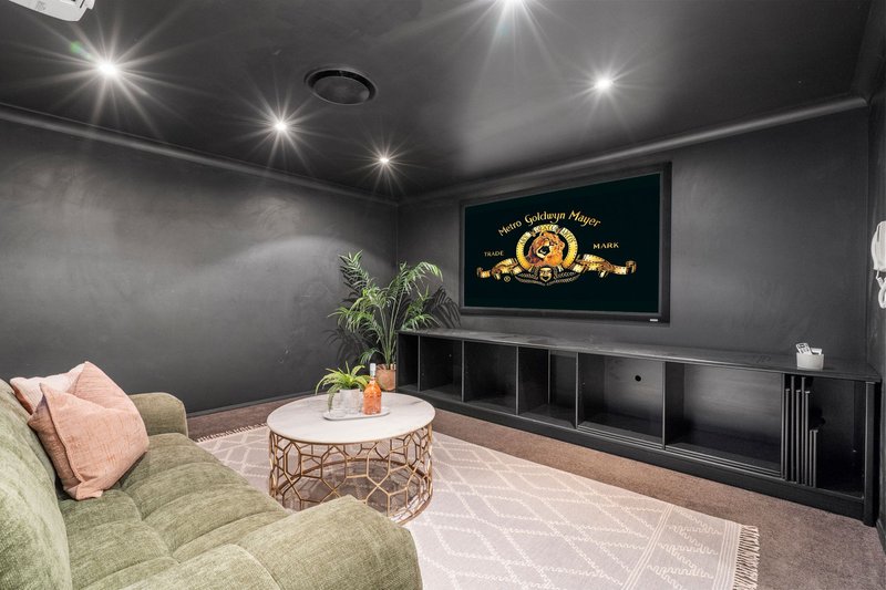 Photo - 2 Harrogate Terrace, Birkdale QLD 4159 - Image 6