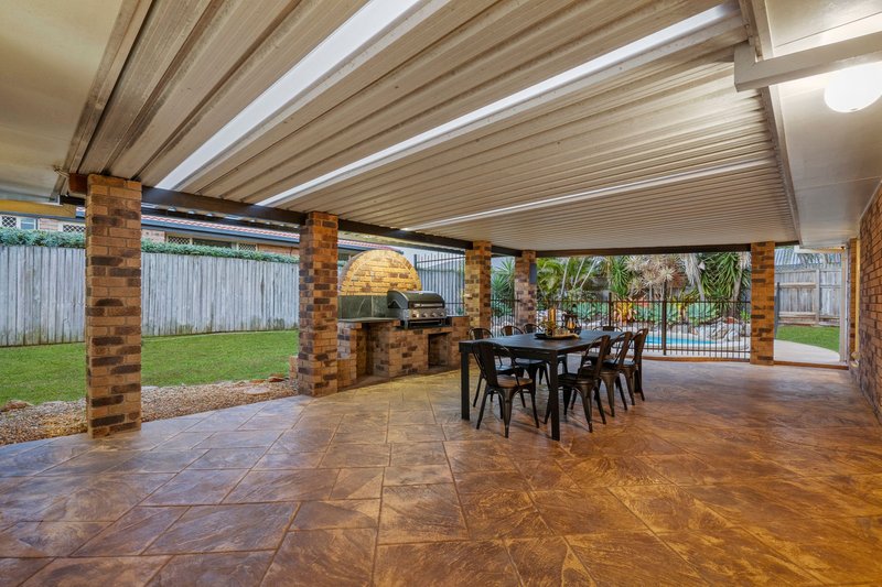Photo - 2 Harrogate Terrace, Birkdale QLD 4159 - Image 15