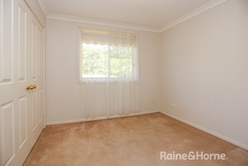 Photo - 2 Hassell Grove, Kelso NSW 2795 - Image 13