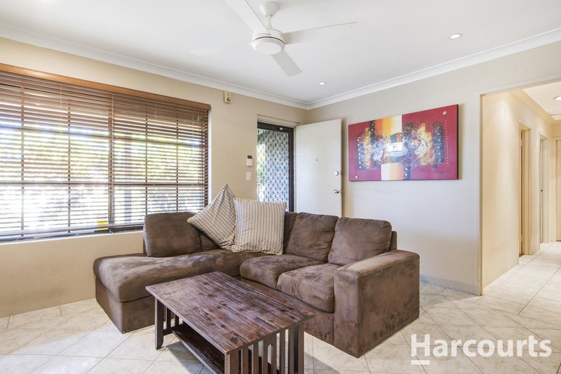 Photo - 2 Hawkshead Way, Balga WA 6061 - Image 4