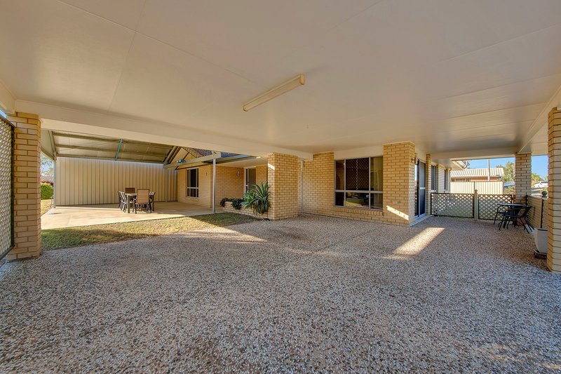 Photo - 2 Hayman Court, Clinton QLD 4680 - Image 22