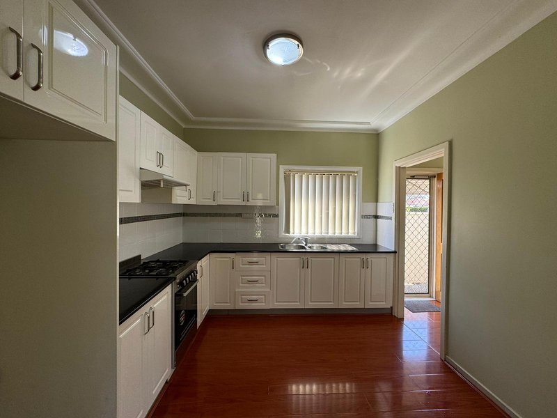 Photo - 2 Hedges Street, Fairfield NSW 2165 - Image