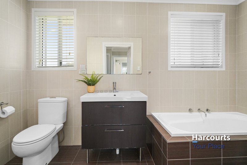 Photo - 2 Helga Place, Hassall Grove NSW 2761 - Image 6