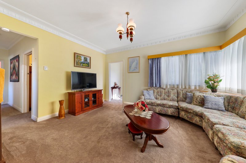 Photo - 2 Hellen Street, Bald Hills QLD 4036 - Image 2