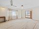 Photo - 2 Hellyer Street, Wynnum West QLD 4178 - Image 9