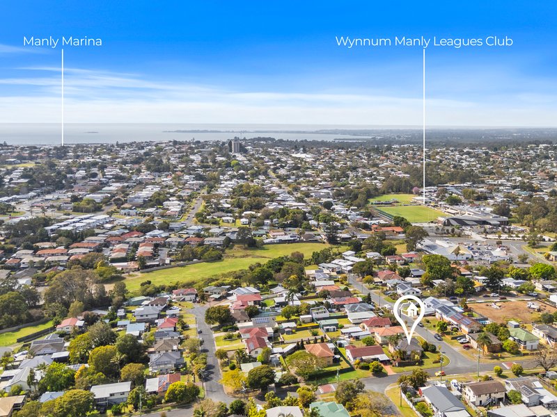 Photo - 2 Hellyer Street, Wynnum West QLD 4178 - Image 19