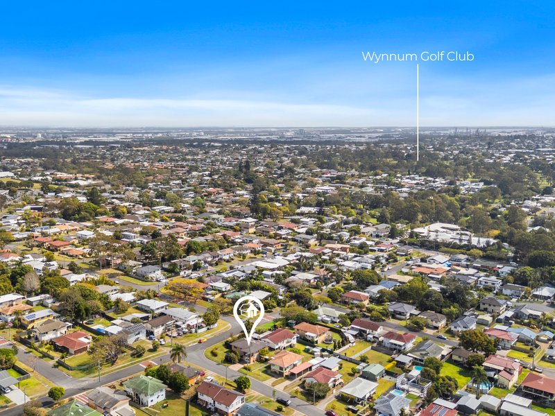 Photo - 2 Hellyer Street, Wynnum West QLD 4178 - Image 21