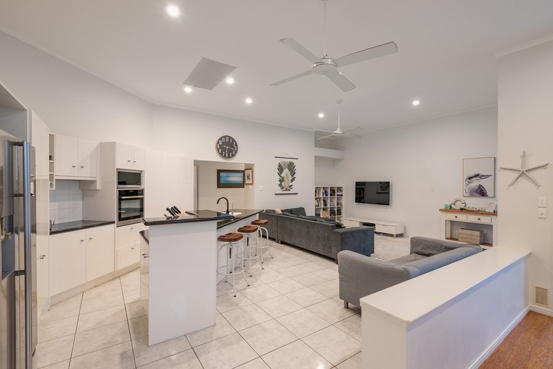 Photo - 2 Helm Court, Noosaville QLD 4566 - Image 3