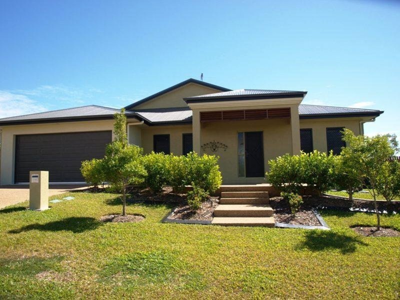 2 Hempel St , Bushland Beach QLD 4818