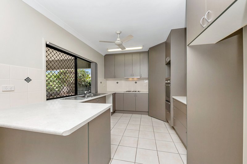 Photo - 2 Henley Court, Kirwan QLD 4817 - Image 3