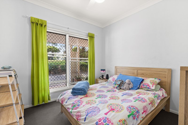 Photo - 2 Henry Street, Narangba QLD 4504 - Image 12