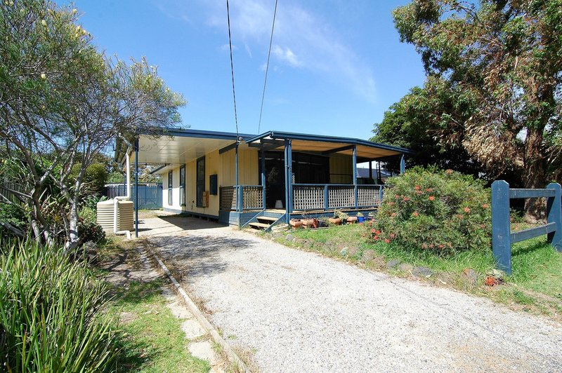 2 Henty Road, St Leonards VIC 3223