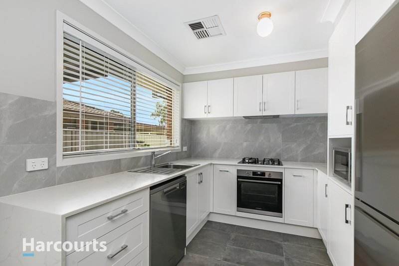 Photo - 2 Hera Place, St Clair NSW 2759 - Image 2