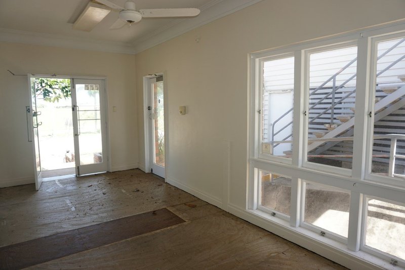 Photo - 2 Herbert Street, Bowen QLD 4805 - Image 14