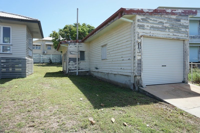 Photo - 2 Herbert Street, Bowen QLD 4805 - Image 16