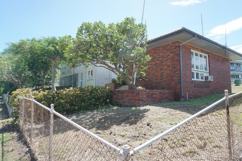 Photo - 2 Herbert Street, Bowen QLD 4805 - Image 20