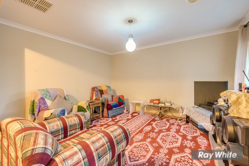 Photo - 2 Heygate Court, Truganina VIC 3029 - Image 3