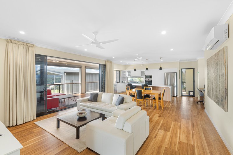 Photo - 2 Hickory Terrace, Yungaburra QLD 4884 - Image 3