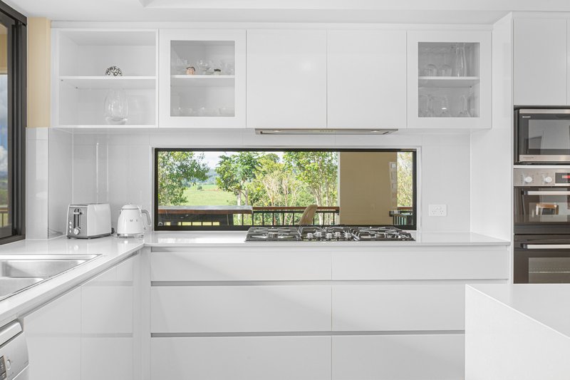 Photo - 2 Hickory Terrace, Yungaburra QLD 4884 - Image 5