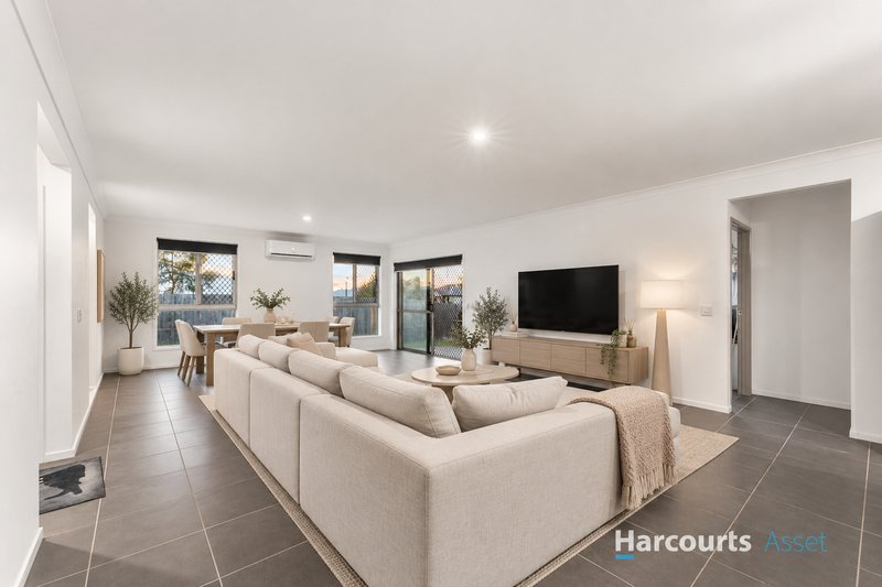 Photo - 2 Highland Avenue, Gleneagle QLD 4285 - Image 4
