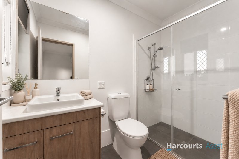 Photo - 2 Highland Avenue, Gleneagle QLD 4285 - Image 6