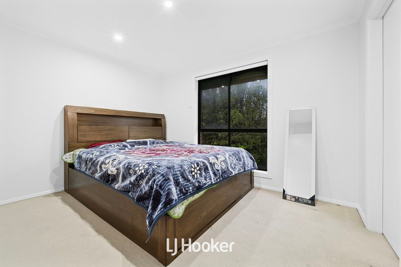 Photo - 2 Highland Court, Dandenong VIC 3175 - Image 11