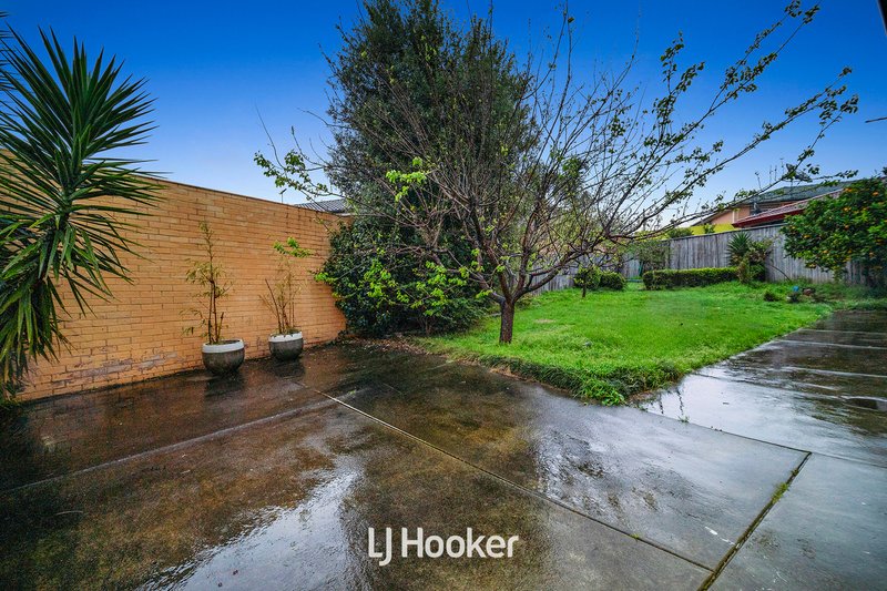 Photo - 2 Highland Court, Dandenong VIC 3175 - Image 17