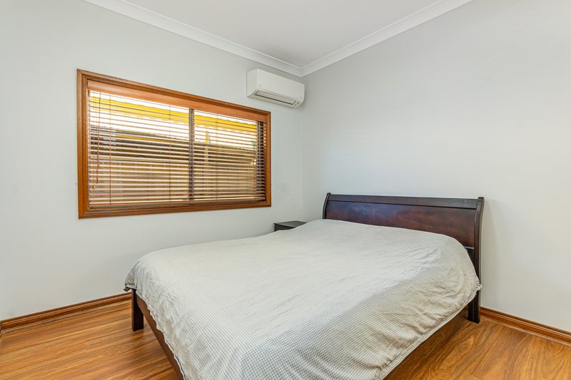 Photo - 2 Highlands Crescent, Blacktown NSW 2148 - Image 8