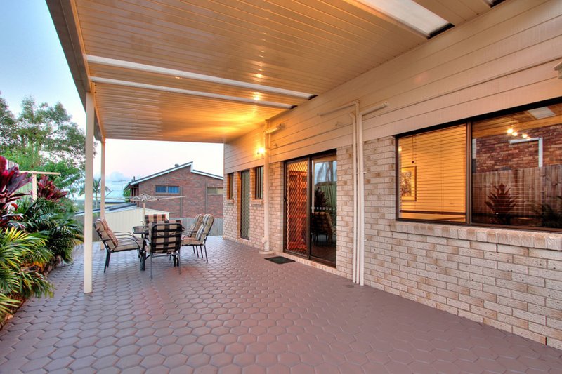 Photo - 2 Hill Park Cres , Rochedale South QLD 4123 - Image 19