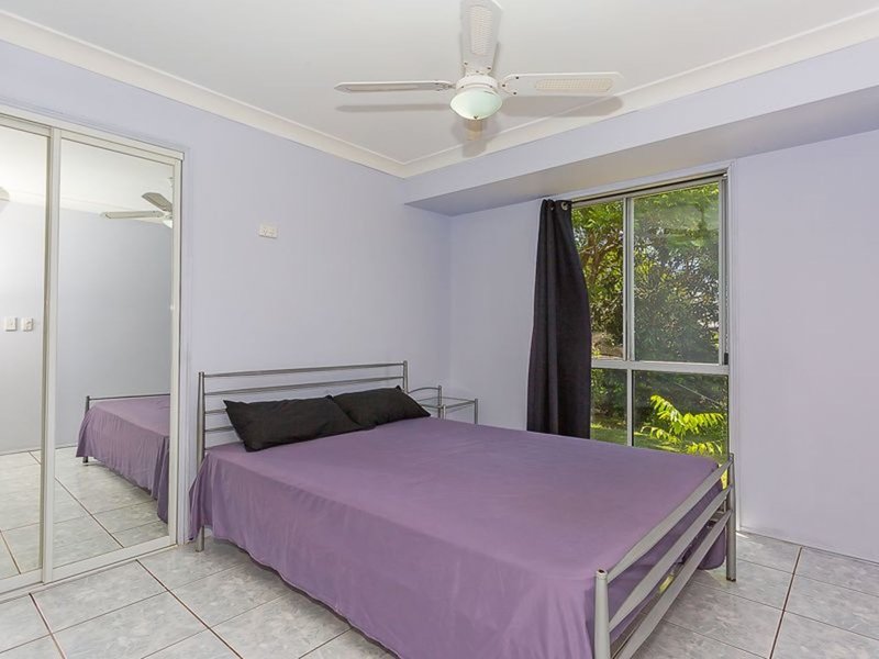 Photo - 2 Hillside Crescent, Edens Landing QLD 4207 - Image 5