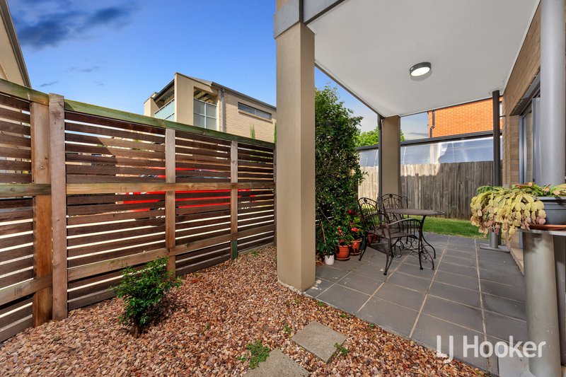 Photo - 2 Hinterland Close, Lynbrook VIC 3975 - Image 15